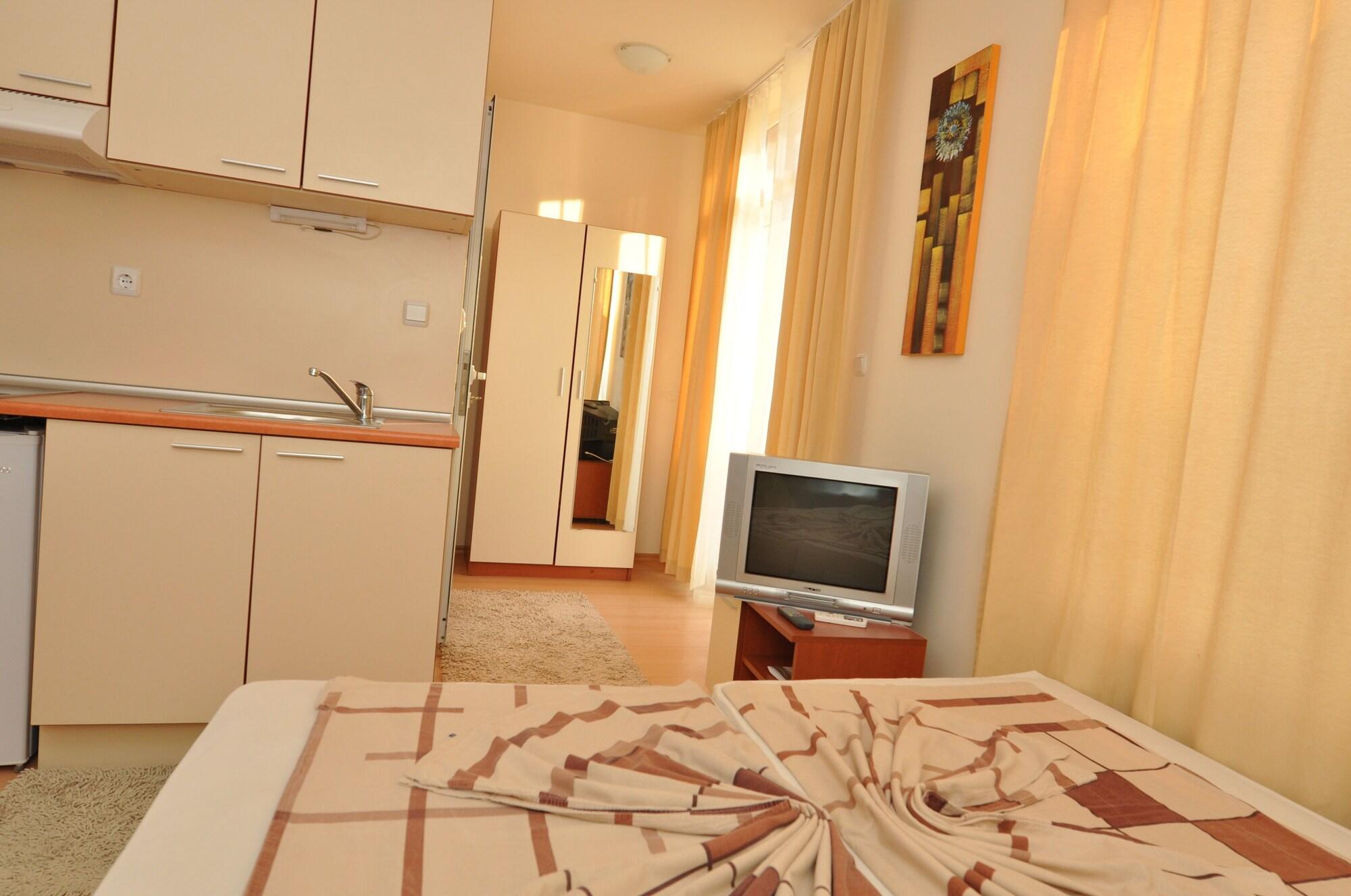 Rainbow 2 Holiday Complex Sunny Beach Exterior foto