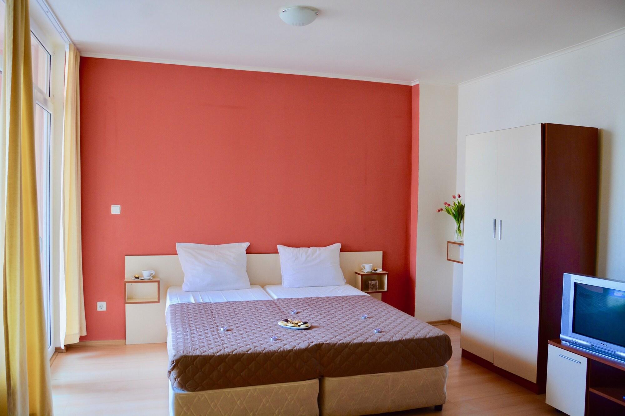 Rainbow 2 Holiday Complex Sunny Beach Exterior foto